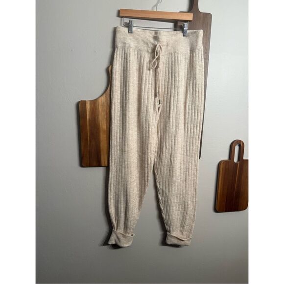 Free People Beige Ribbed Knit Drawstring Around the Clock Joggers Size Medium - Picture 1 of 4